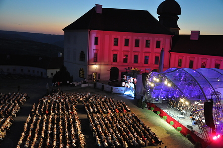 Elīna Garanča 2025 im Göttweiger Stiftshof