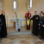 Segnung des Marillenbaumes in der Erentrudiskapelle