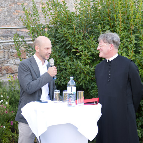 Adi Aigner und Prior Pater Pirmin / Stift Göttweig/Bernhard Rameder Adi Aigner und Prior Pater Pirmin
